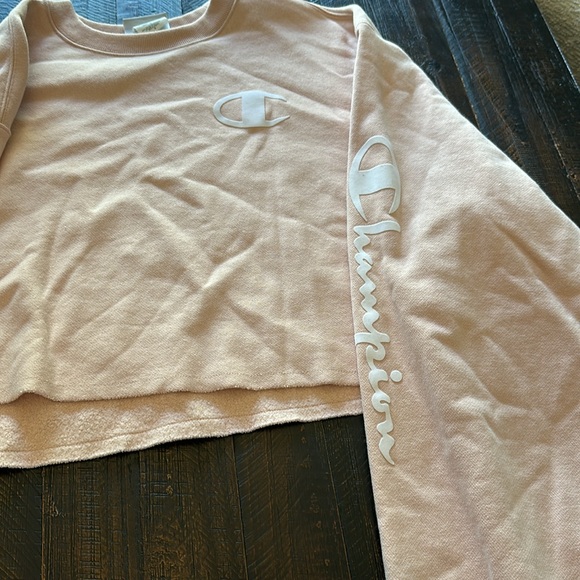 Champion Reverse Weave Cropped Crewneck Sweatshirt - Picture 3 of 4